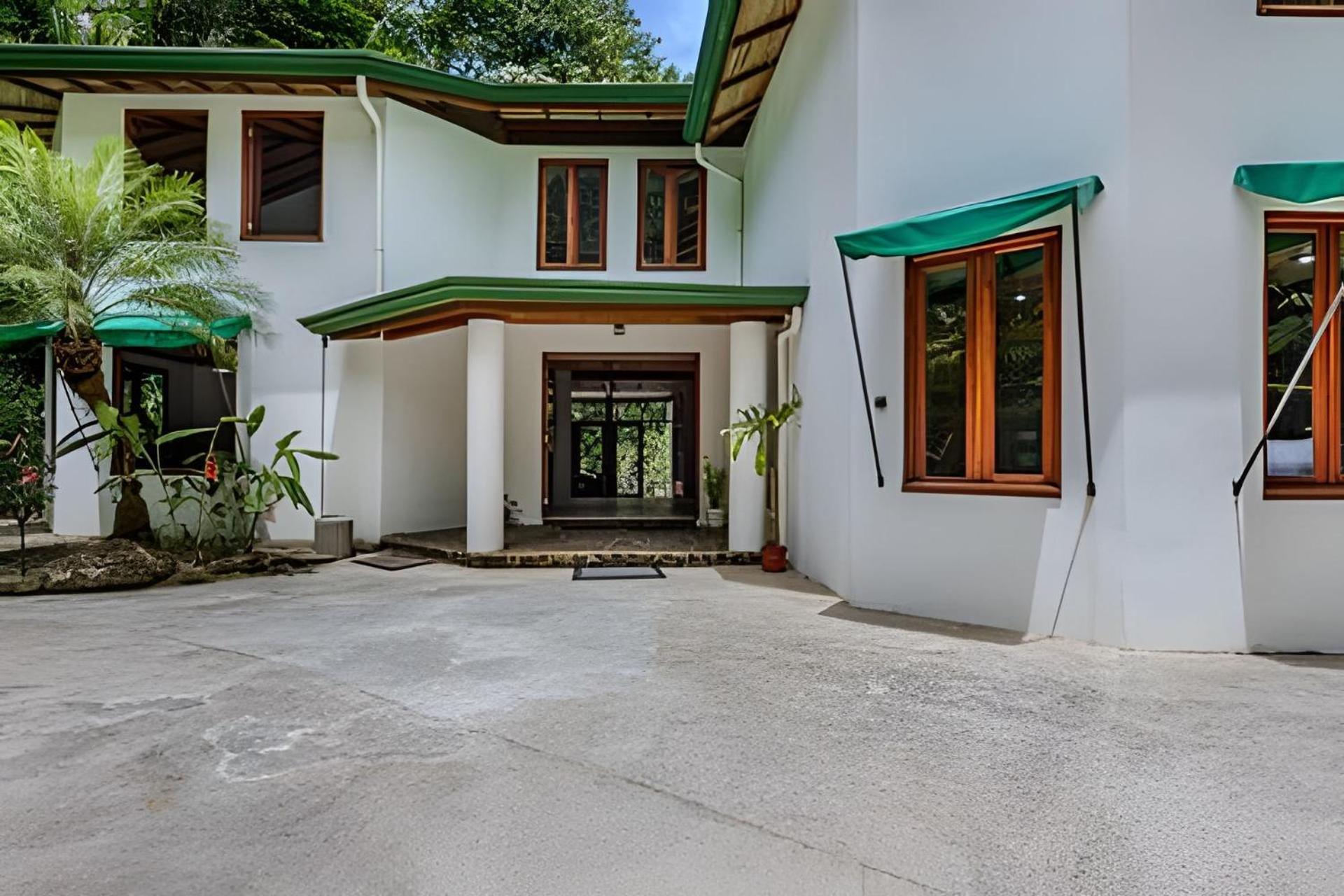 The Jungle Inn Dominicalito 외부 사진
