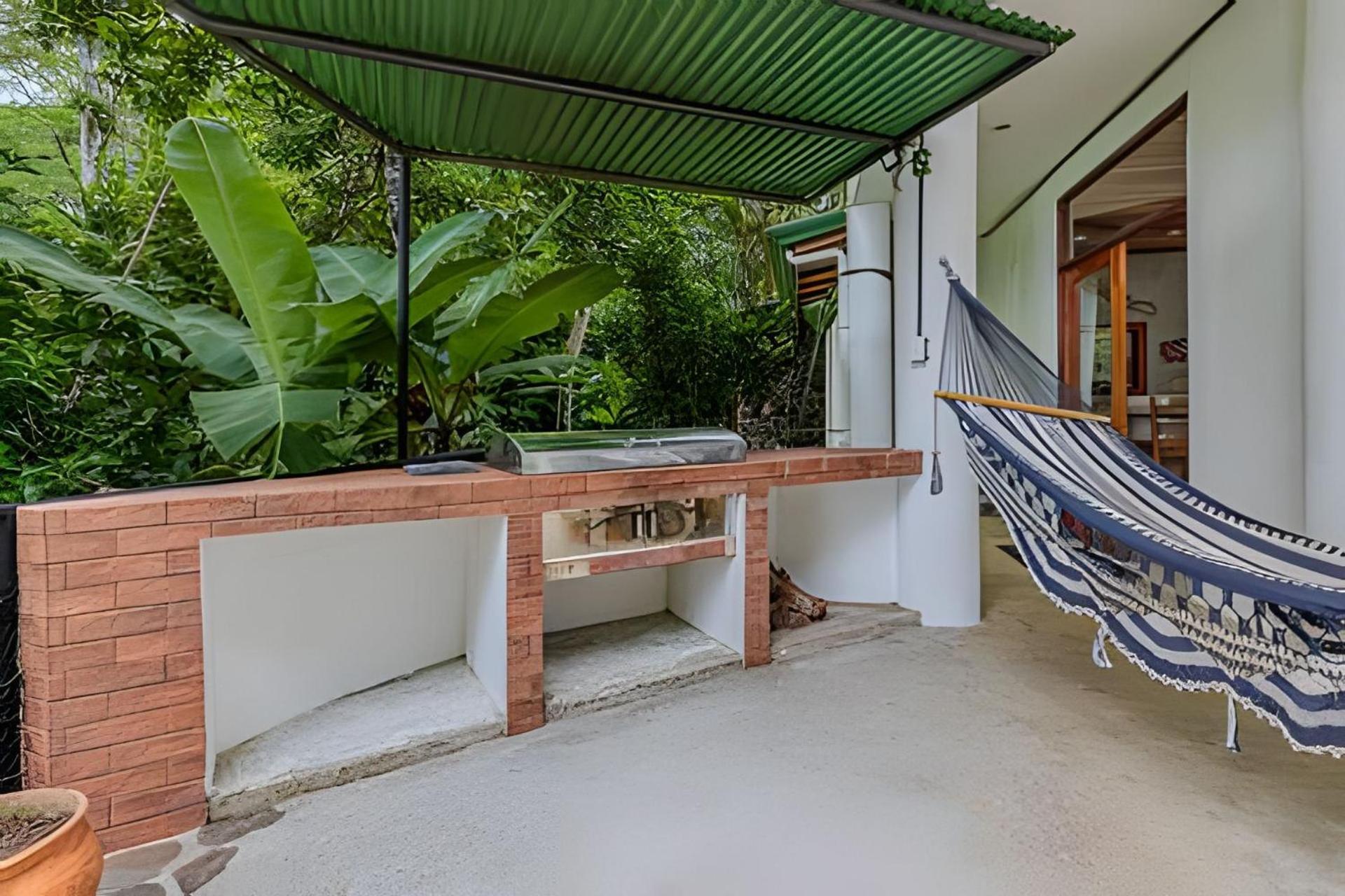 The Jungle Inn Dominicalito 외부 사진